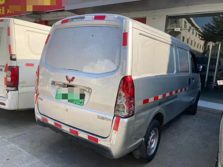 Wuling EV50 2021 model van logistics vehicle, Lishen 41.6kWh Tongyu Electric Control — миниатюра 5