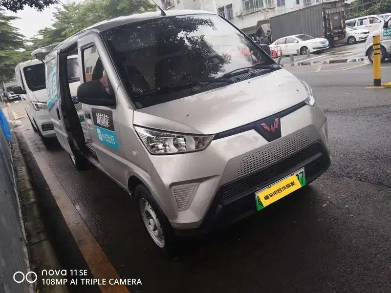 Wuling EV50 2020 model van with Penghui heated battery — миниатюра 3
