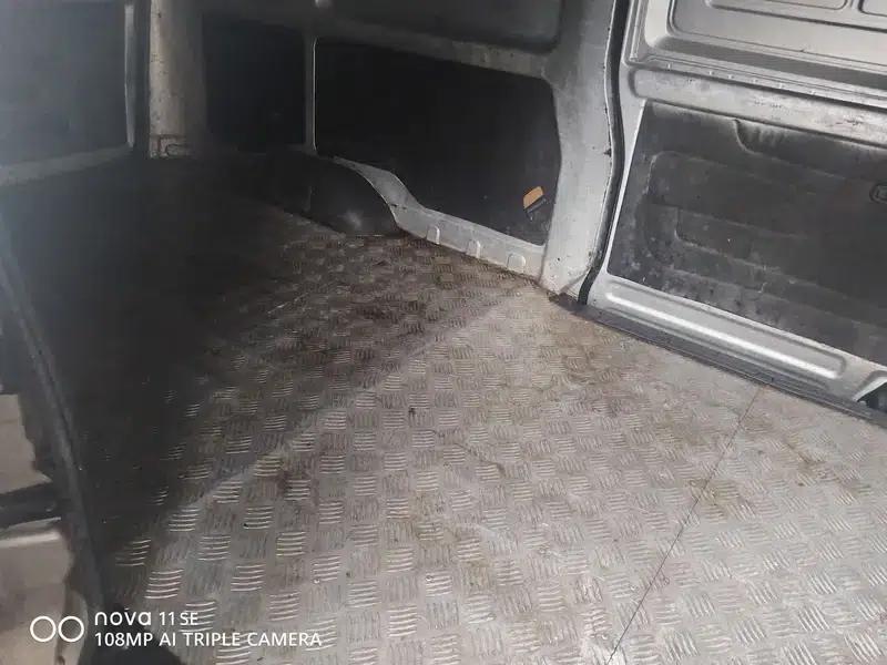 Wuling EV50 2020 model van with Penghui heated battery — миниатюра 8