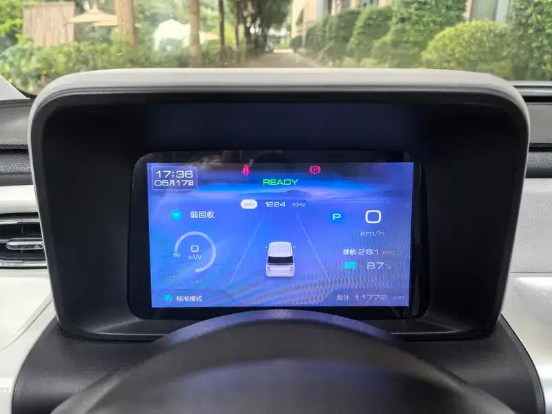 Wuling Air EV Clear Sky 2022 Model, Four-Seat Standard Edition — миниатюра 13