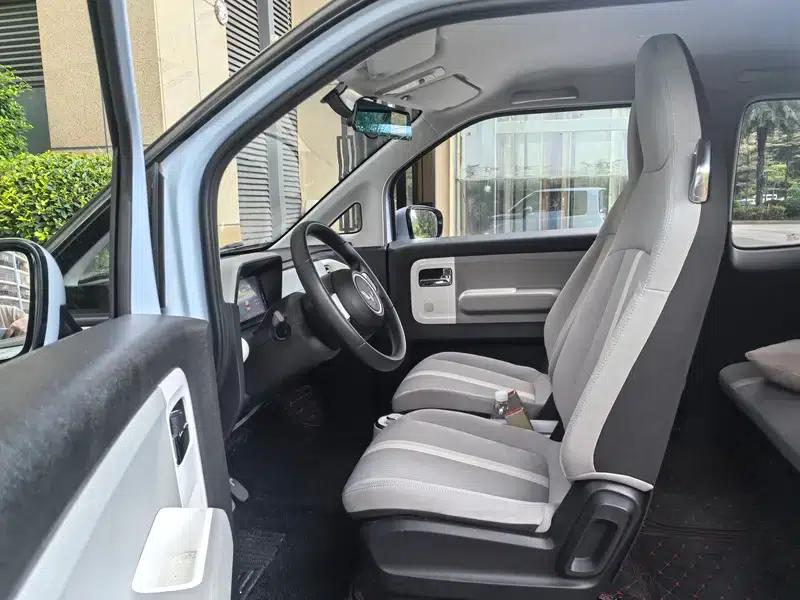 Wuling Air EV Clear Sky 2022 Model, Four-Seat Standard Edition — миниатюра 15