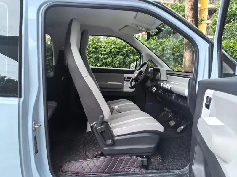 Wuling Air EV Clear Sky 2022 Model, Four-Seat Standard Edition — миниатюра 19