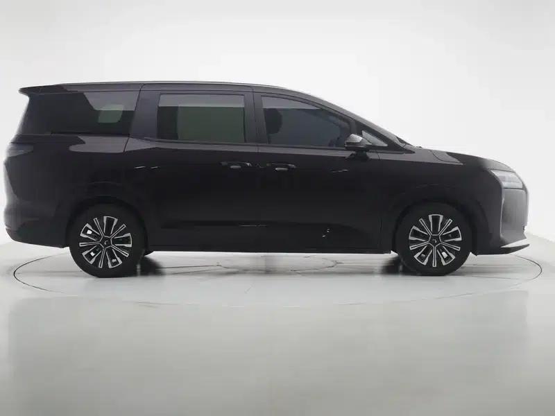 Starlight 730 2025 1.5T CVT Elite — миниатюра 8