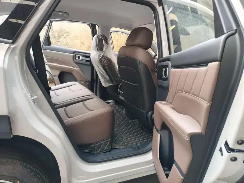 Starlight 560 2026 Model 1.5T CVT Elite — миниатюра 15