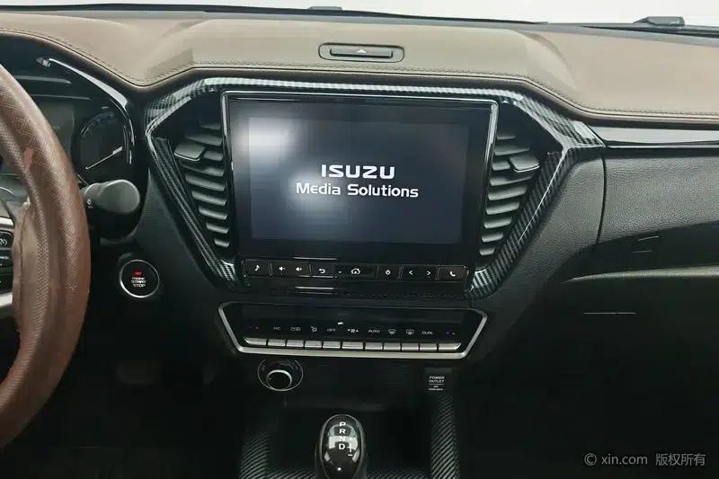 D-MAX 2021 1.9T Automatic 4WD Diesel Global Edition RZ4E — миниатюра 13