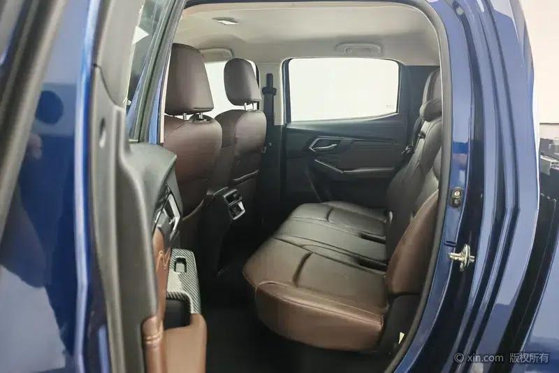 D-MAX 2021 1.9T Automatic 4WD Diesel Global Edition RZ4E — миниатюра 19