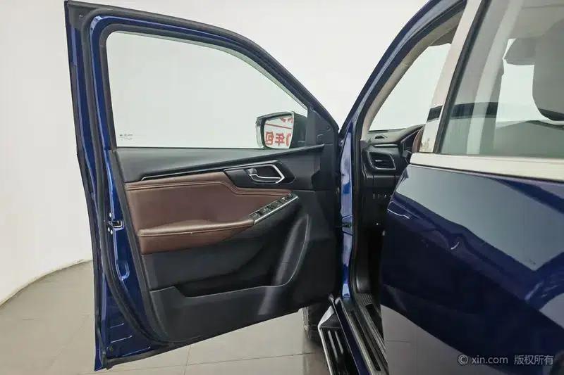 D-MAX 2021 1.9T Automatic 4WD Diesel Global Edition RZ4E — миниатюра 21