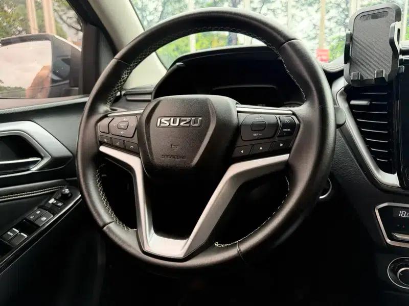 D-MAX 2021 1.9T Automatic 4WD Diesel Global Edition RZ4E — миниатюра 12