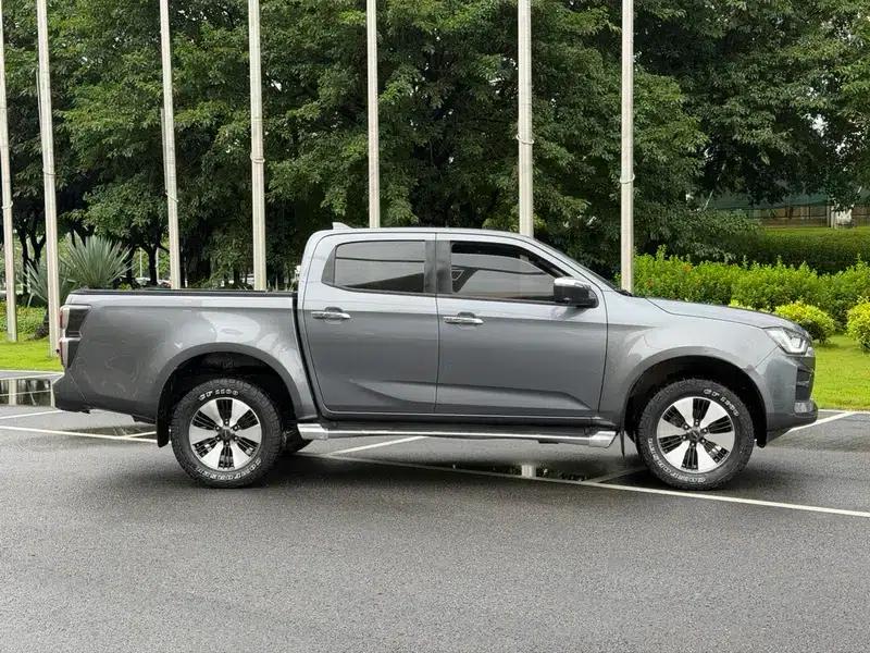 D-MAX 2021 1.9T Automatic 4WD Diesel Global Edition RZ4E — миниатюра 7