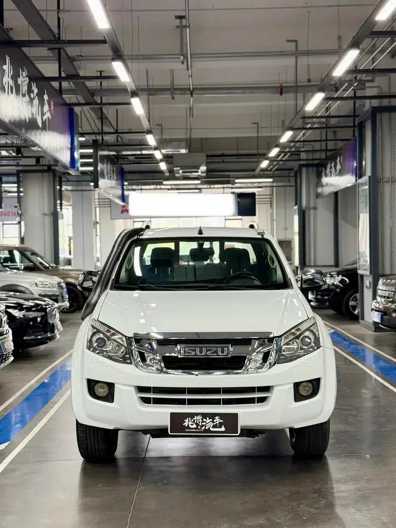 D-MAX 2018 3.0T 4WD Automatic Super Luxury Model 4JJ1-TC HI — миниатюра 2
