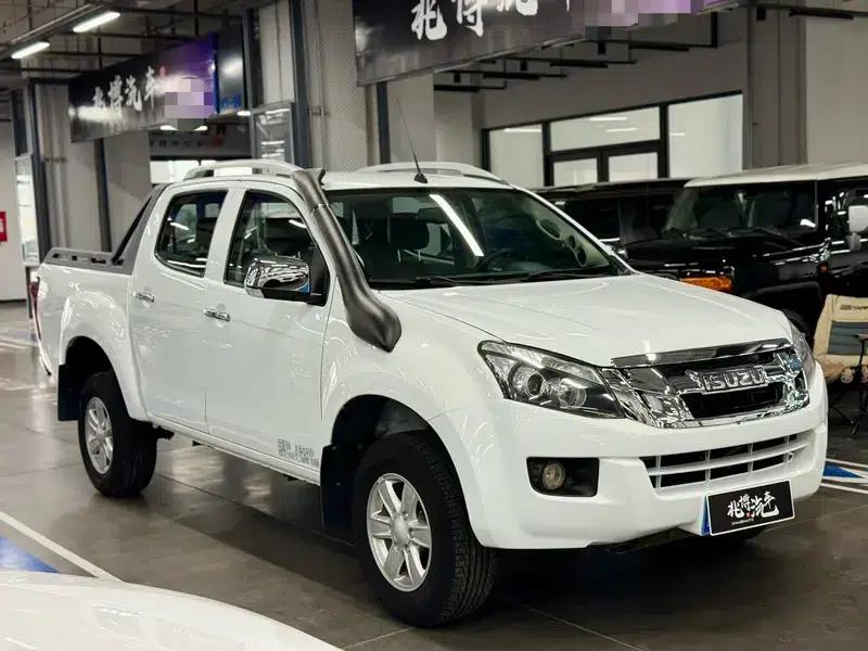D-MAX 2018 3.0T 4WD Automatic Super Luxury Model 4JJ1-TC HI — миниатюра 3