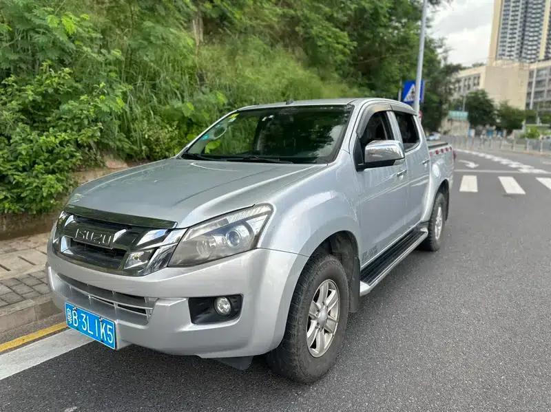 D-MAX 2015 2.5T 4WD Automatic Super Luxury Model 4JK1 — миниатюра 1