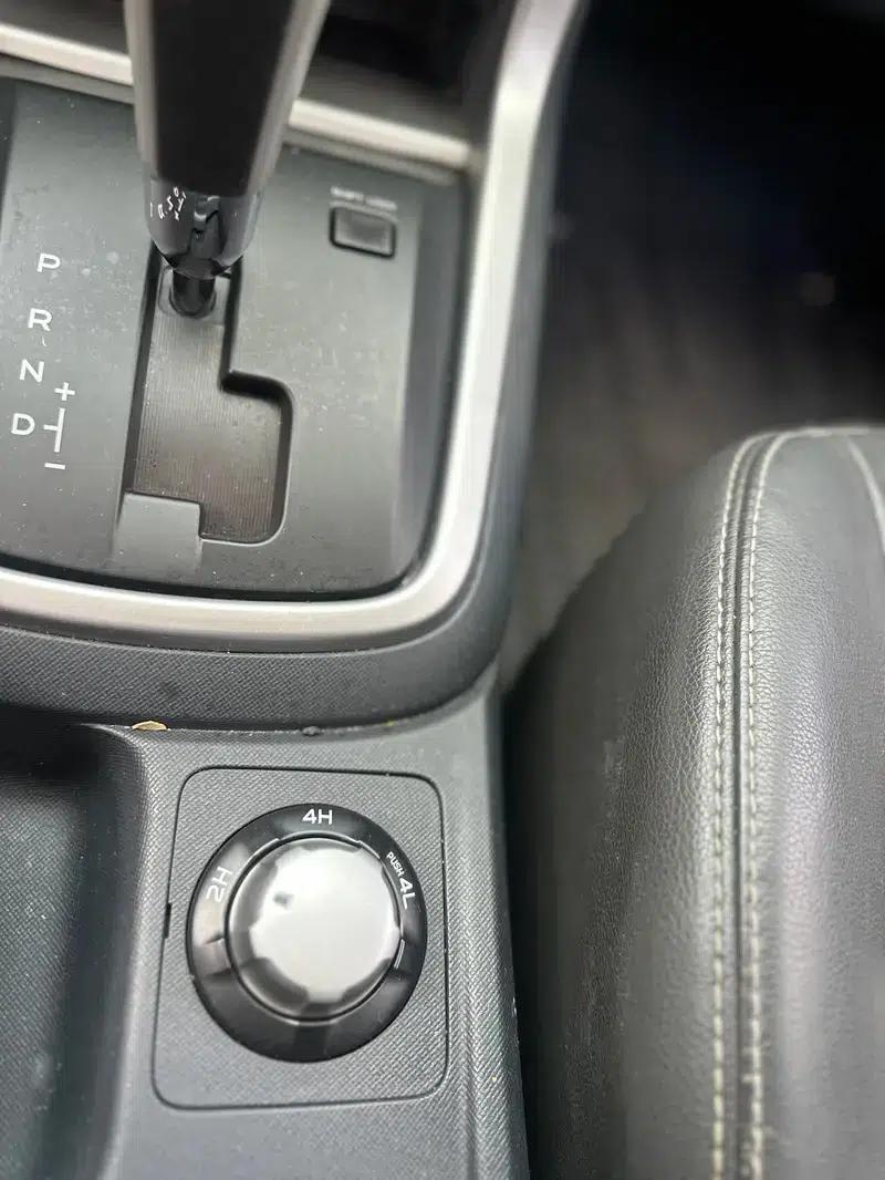D-MAX 2015 2.5T 4WD Automatic Super Luxury Model 4JK1 — миниатюра 13