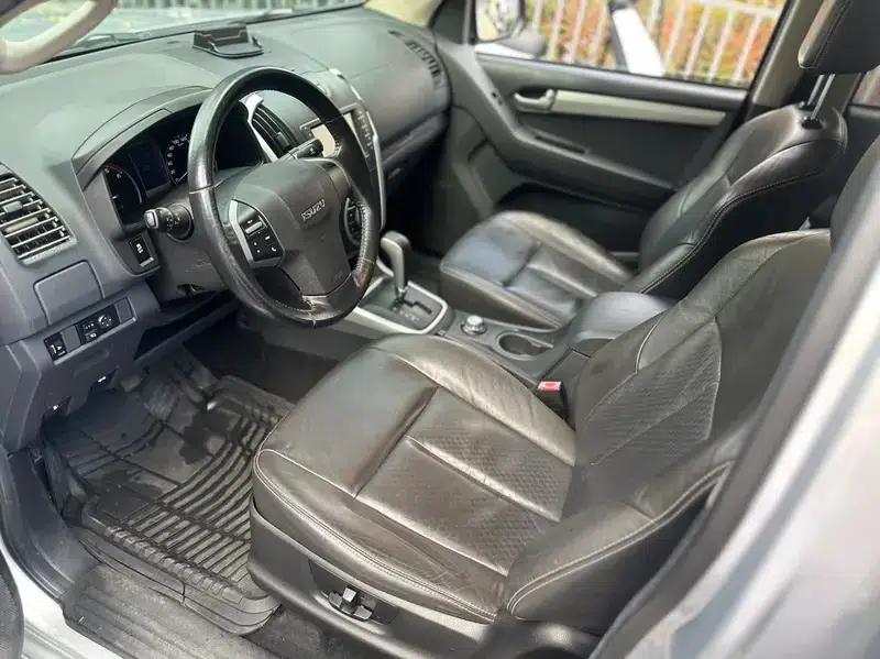 D-MAX 2015 2.5T 4WD Automatic Super Luxury Model 4JK1 — миниатюра 16
