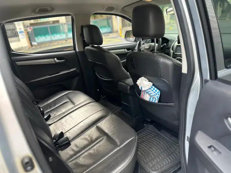 D-MAX 2015 2.5T 4WD Automatic Super Luxury Model 4JK1 — миниатюра 18