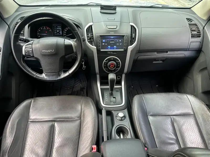 D-MAX 2015 2.5T 4WD Automatic Super Luxury Model 4JK1 — миниатюра 10
