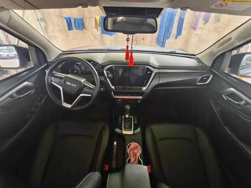 D-MAX 2021 1.9T Automatic 4WD Diesel Global Edition RZ4E — миниатюра 8