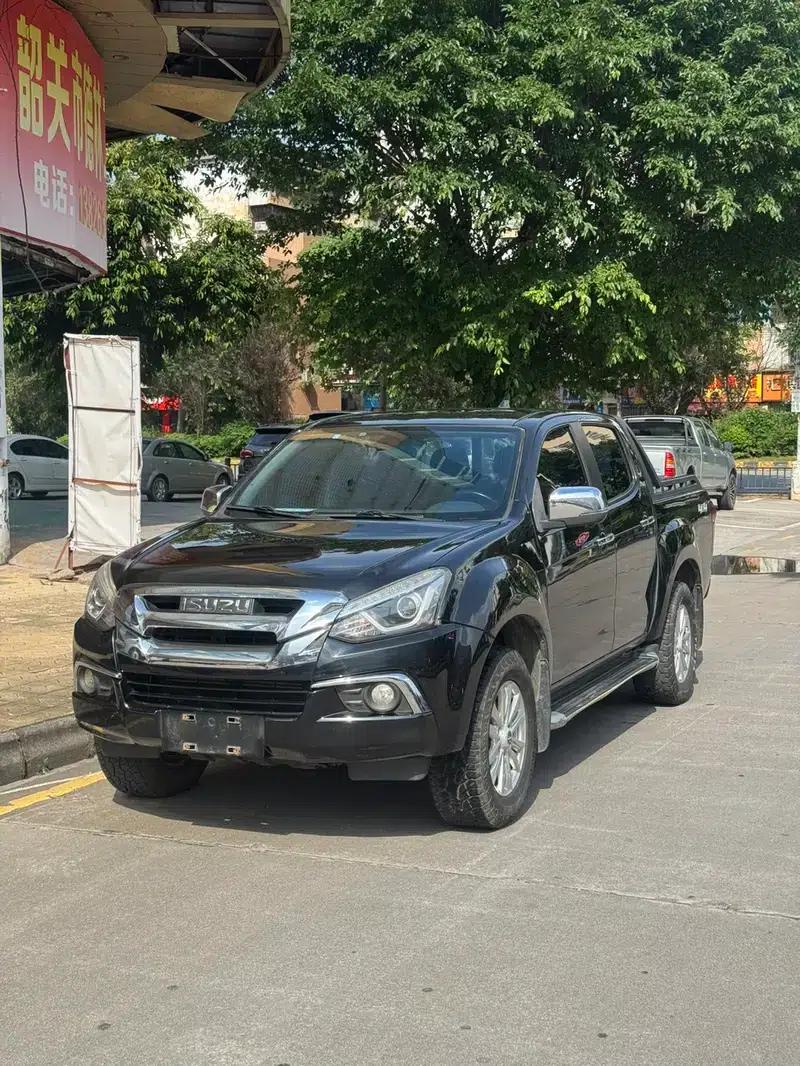 D-MAX 2019 1.9T AWD Automatic Comfort Edition — миниатюра 1
