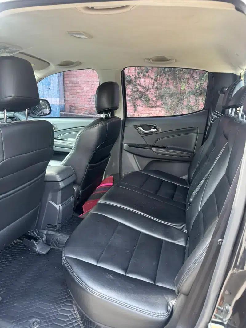 D-MAX 2019 1.9T AWD Automatic Comfort Edition — миниатюра 9