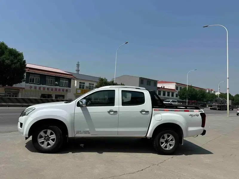 D-MAX 2015 2.5T 4WD Manual Basic Model 4JK1 — миниатюра 3