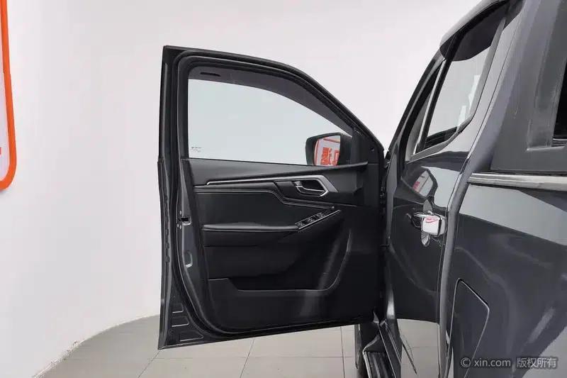 D-MAX 2021 1.9T Manual 4WD Diesel Global Sport RZ4E — миниатюра 22