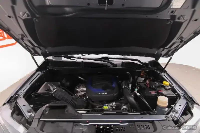 D-MAX 2021 1.9T Manual 4WD Diesel Global Sport RZ4E — миниатюра 5