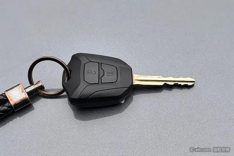 D-MAX 2021 1.9T Manual 4WD Diesel Global Sport RZ4E — миниатюра 6