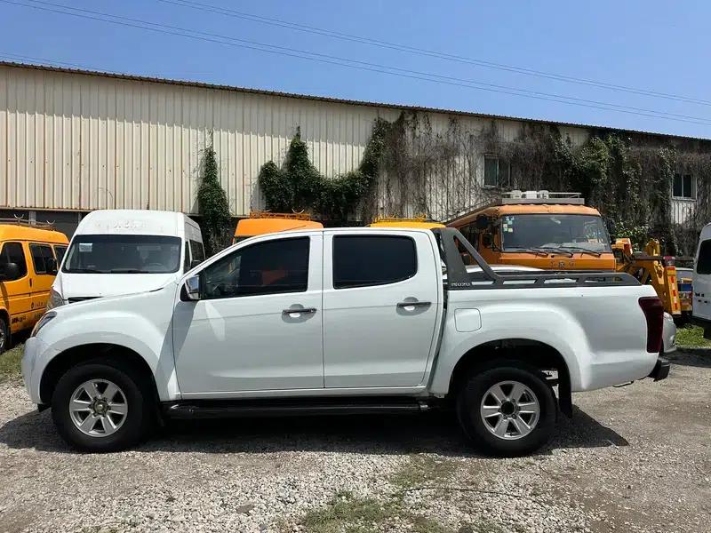 D-MAX 2015 2.5T 2WD Manual High-Off-Road Basic Model 4JK1 — миниатюра 4