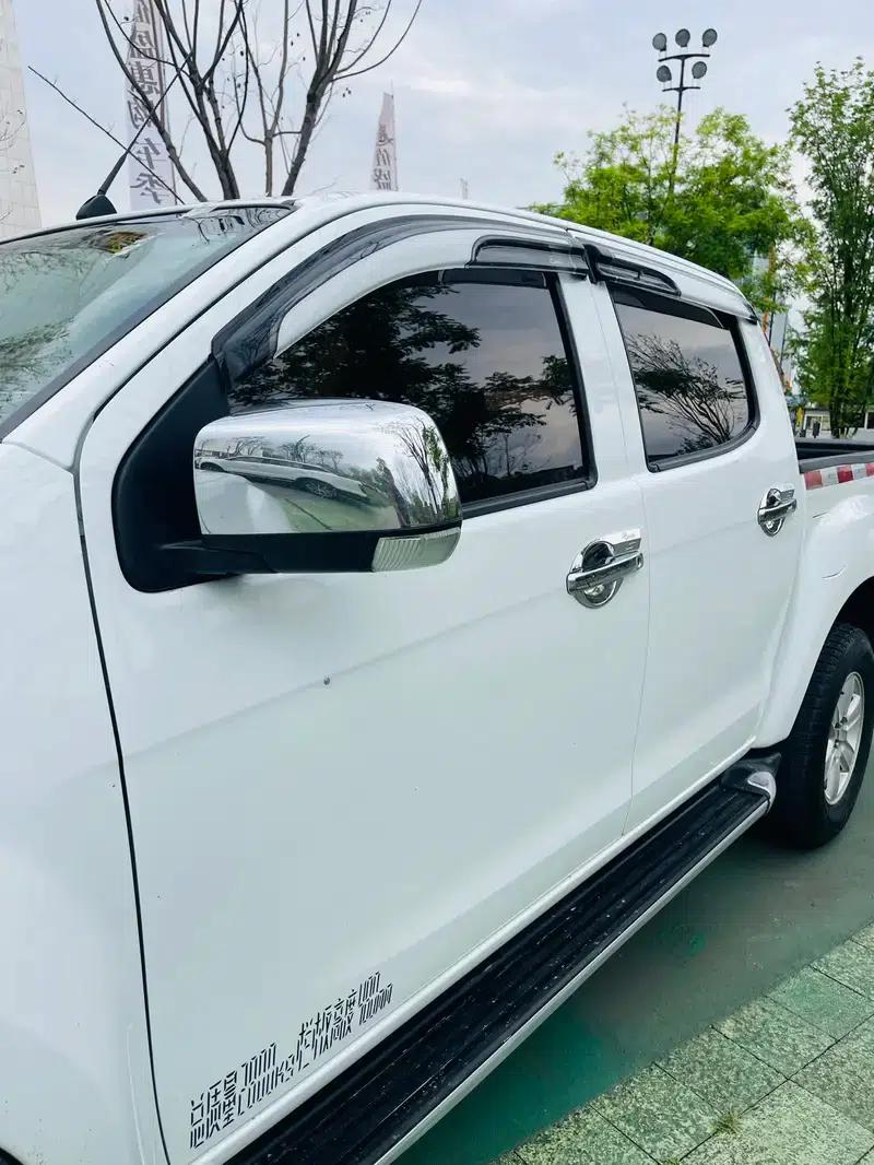 D-MAX 2015 2.5T 4WD Manual Basic Model 4JK1 — миниатюра 16