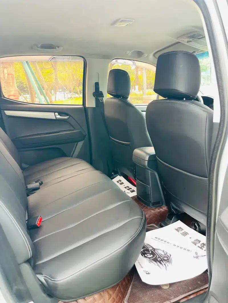 D-MAX 2015 2.5T 4WD Manual Basic Model 4JK1 — миниатюра 19