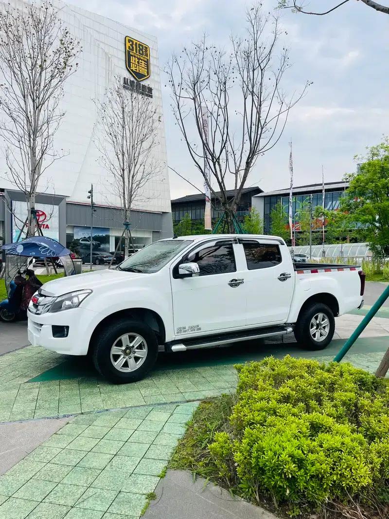 D-MAX 2015 2.5T 4WD Manual Basic Model 4JK1 — миниатюра 8