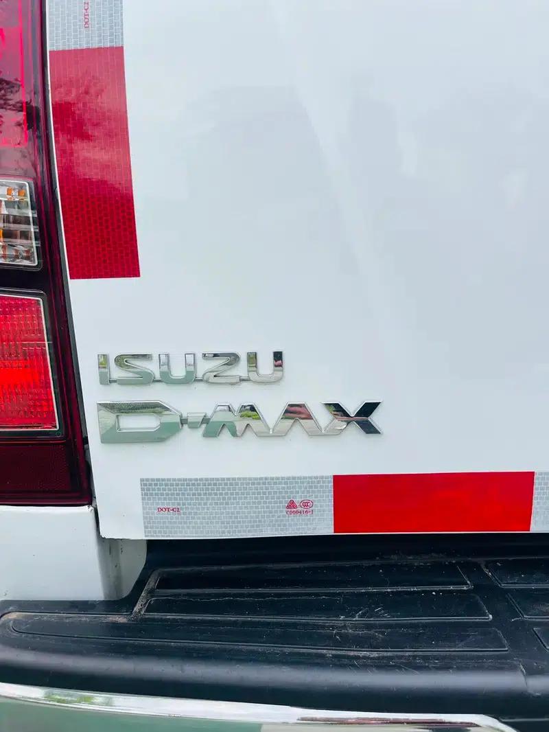 D-MAX 2015 2.5T 4WD Manual Basic Model 4JK1 — миниатюра 10