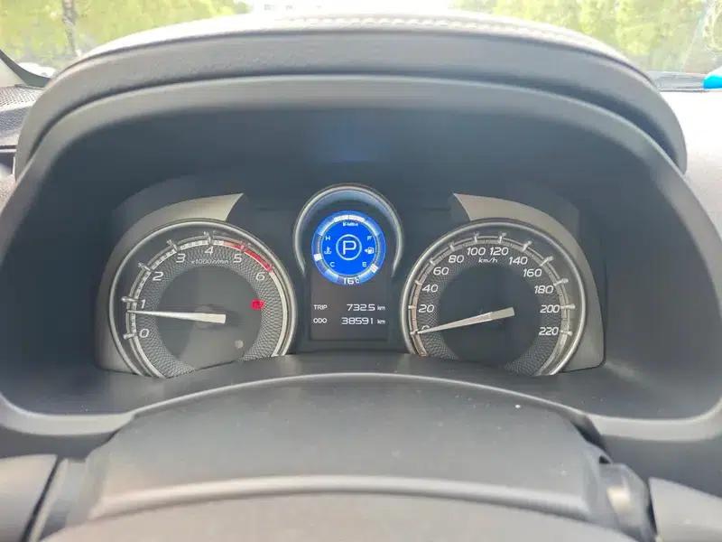 D-MAX 2020 1.9T AWD Automatic Special Edition — миниатюра 11