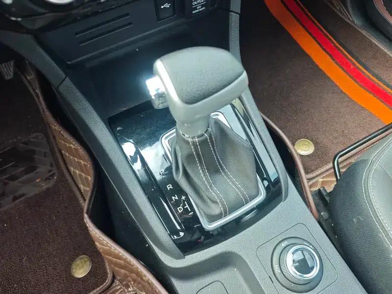 D-MAX 2020 1.9T AWD Automatic Special Edition — миниатюра 12