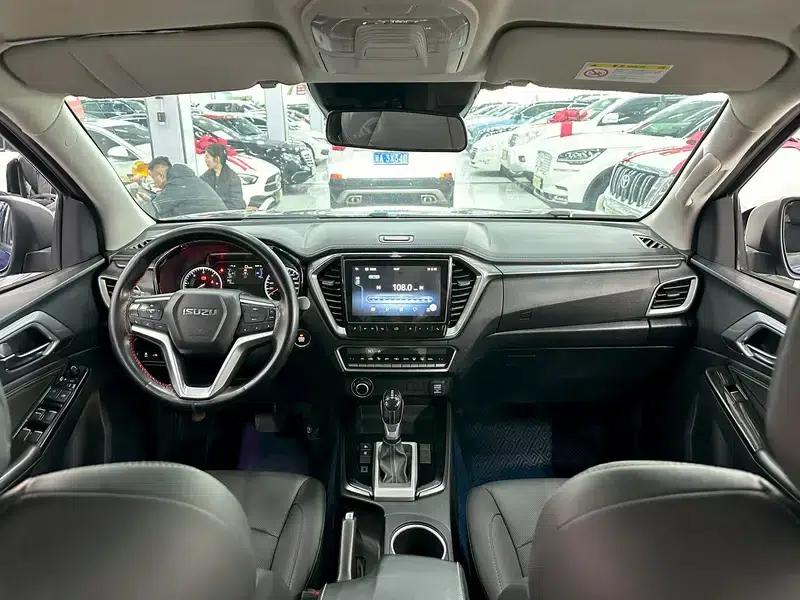 D-MAX 2021 1.9T Automatic 4WD Diesel Global Edition RZ4E — миниатюра 7
