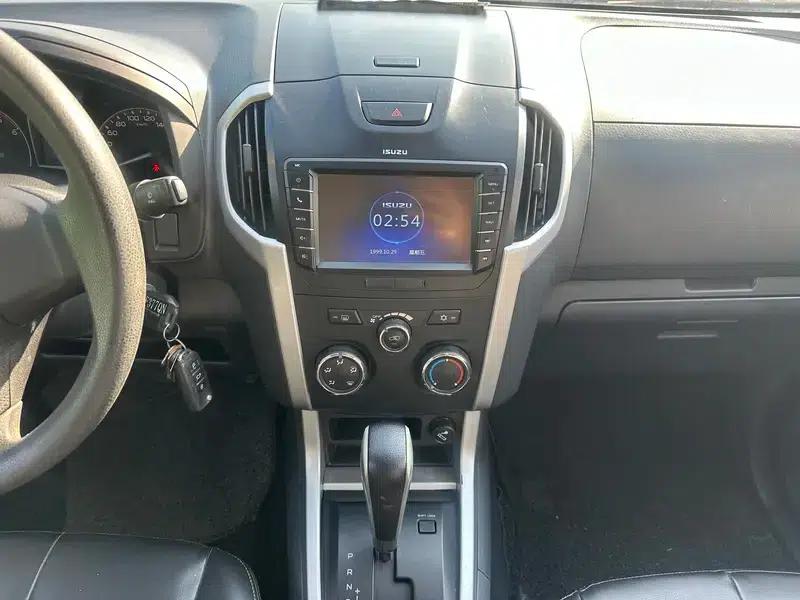 D-MAX 2015 2.5T 2WD Automatic High-Pass Elite 4JK1 — миниатюра 15