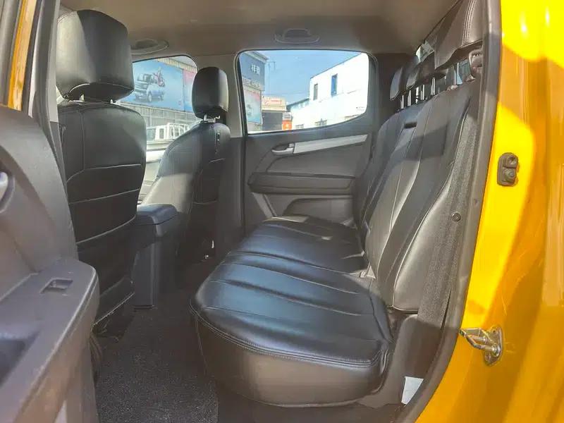 D-MAX 2015 2.5T 2WD Automatic High-Pass Elite 4JK1 — миниатюра 21