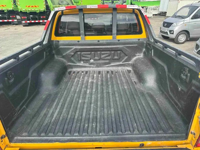 D-MAX 2015 2.5T 2WD Automatic High-Pass Elite 4JK1 — миниатюра 20