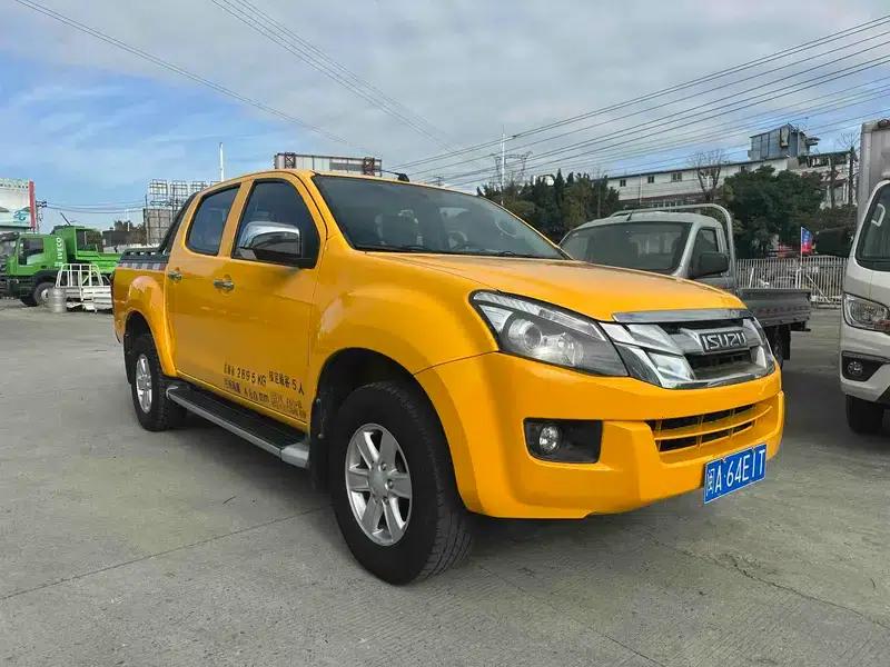 D-MAX 2015 2.5T 2WD Automatic High-Pass Elite 4JK1 — миниатюра 3