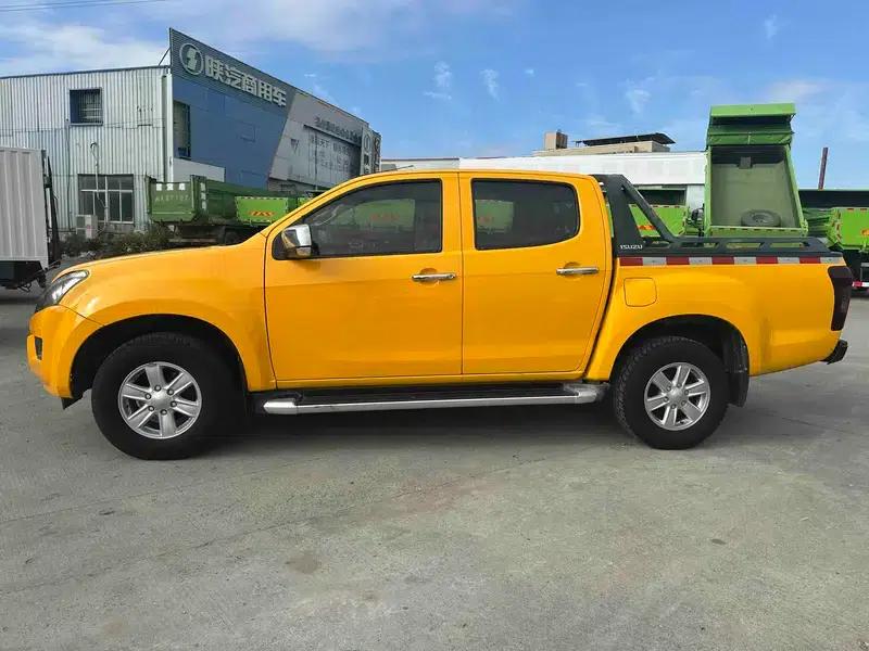 D-MAX 2015 2.5T 2WD Automatic High-Pass Elite 4JK1 — миниатюра 4