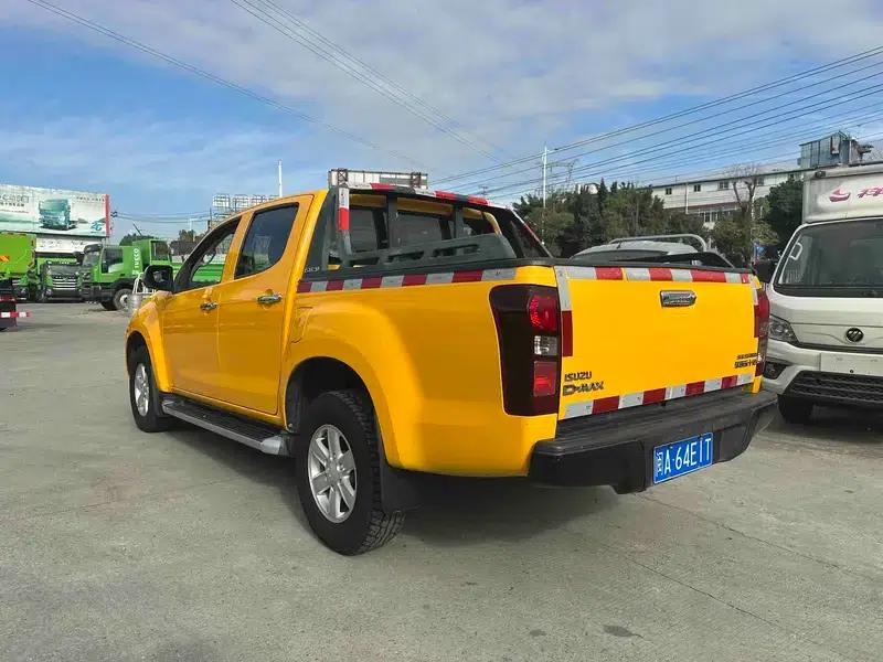 D-MAX 2015 2.5T 2WD Automatic High-Pass Elite 4JK1 — миниатюра 5