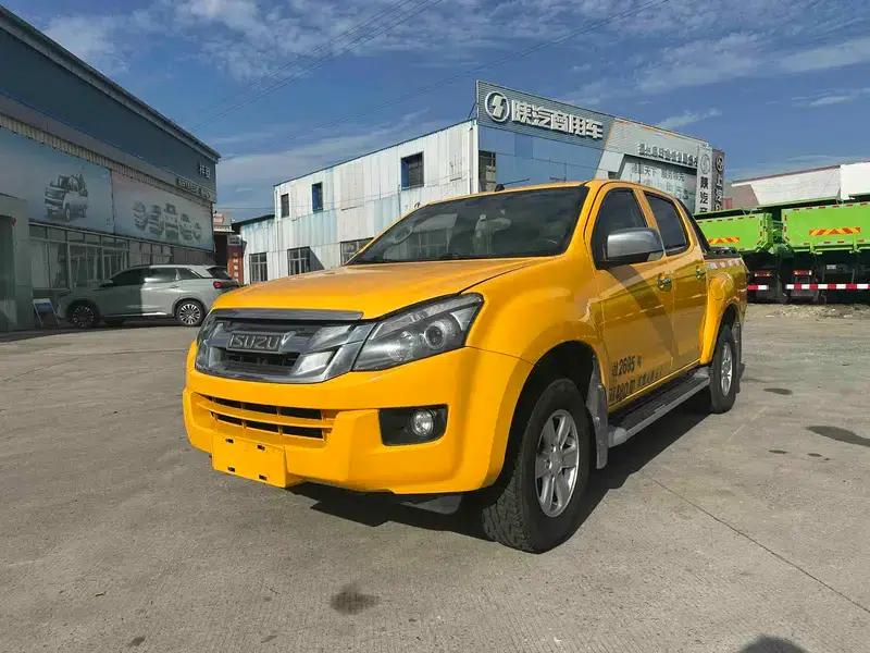 D-MAX 2015 2.5T 2WD Automatic High-Pass Elite 4JK1 — миниатюра 1