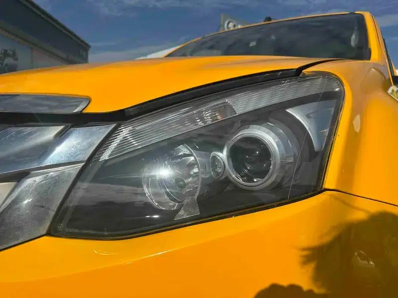 D-MAX 2015 2.5T 2WD Automatic High-Pass Elite 4JK1 — миниатюра 17