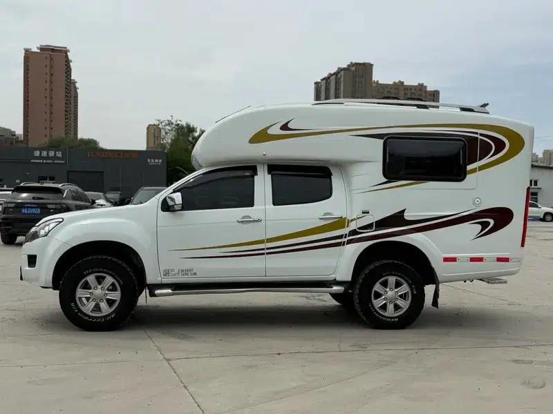 D-MAX 2019 3.0T 4WD Automatic Super Luxury Model 4JJ1-TC HI — миниатюра 3