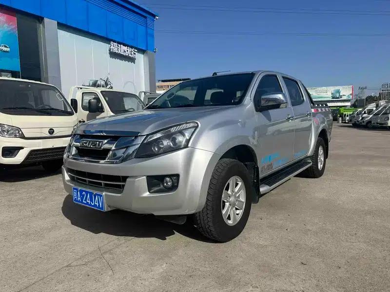 D-MAX 2015 2.5T 2WD Automatic High-Pass Elite 4JK1 — миниатюра 1