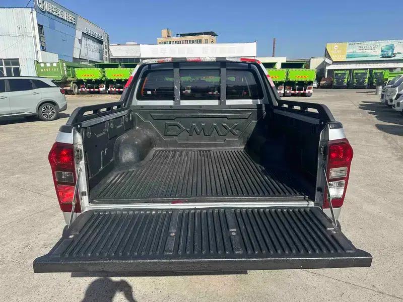 D-MAX 2015 2.5T 2WD Automatic High-Pass Elite 4JK1 — миниатюра 14