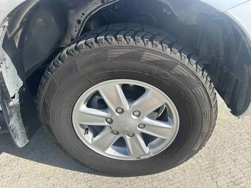D-MAX 2015 2.5T 2WD Automatic High-Pass Elite 4JK1 — миниатюра 18