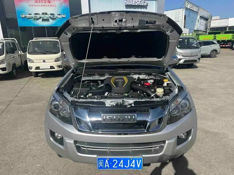 D-MAX 2015 2.5T 2WD Automatic High-Pass Elite 4JK1 — миниатюра 21