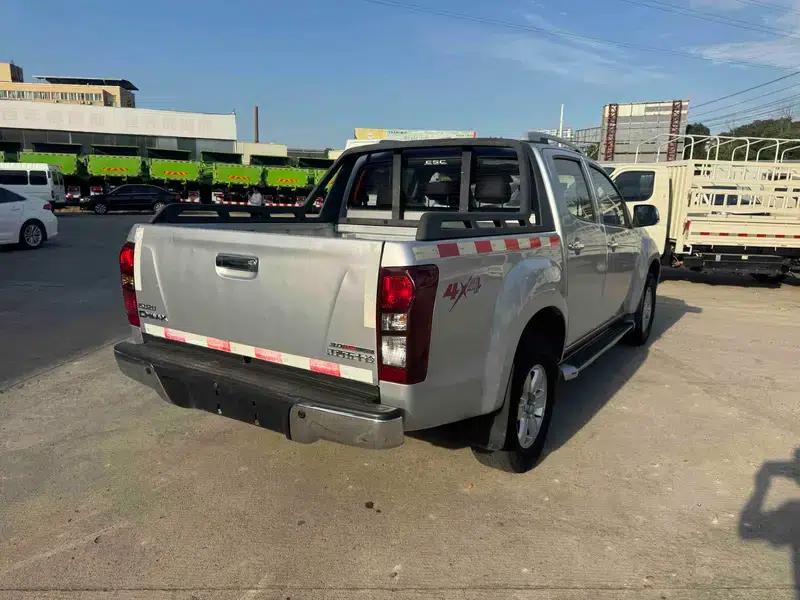 D-MAX 2018 3.0T AWD Automatic X-POWER Edition 4JJ1-TC HI — миниатюра 6