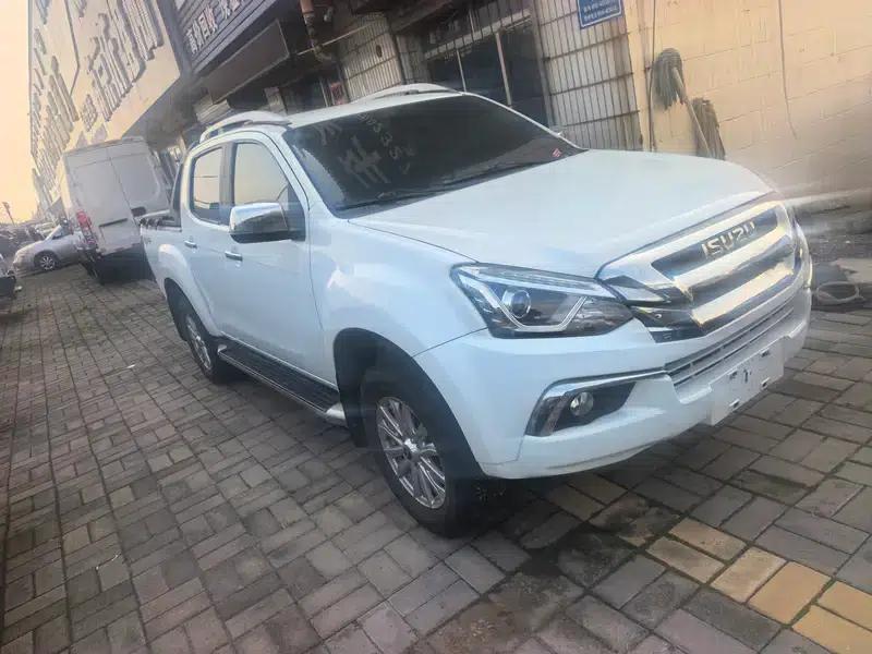 D-MAX 2019 1.9T 2WD Automatic Comfort Edition — миниатюра 2
